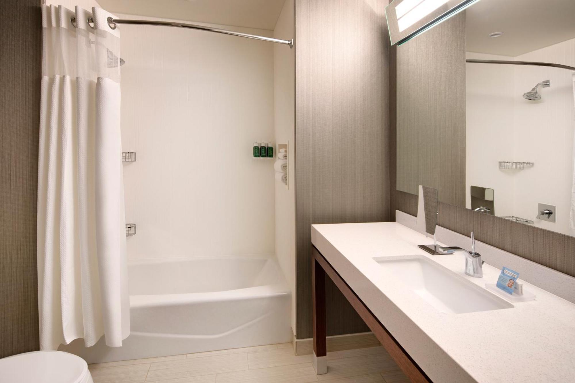 Courtyard By Marriott Atlanta Vinings/Galleria Smyrna Exterior foto